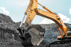 Zhf Wy Dj Cgu4jzv M Largequarrydumptruck bigyellowminingtruckatworksite loadingcoalintobodytruck productionusefulminerals