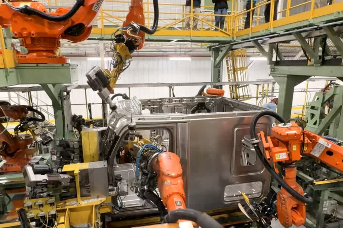 Csm Us Manufacturing 1 1ee7be10eb